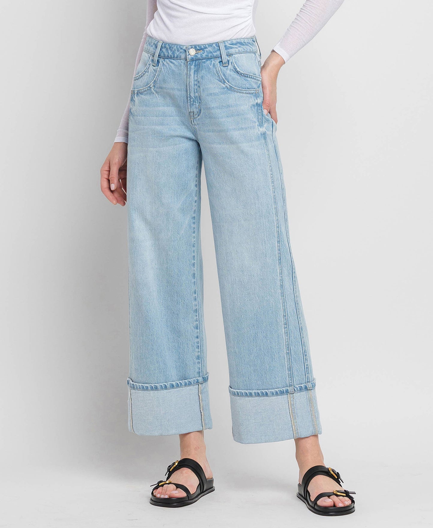 SUPER HIGH RISE CUFFED BAGGY WIDE JEANS