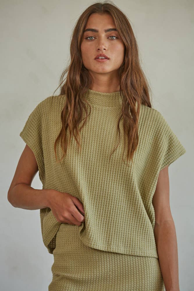 RJ3097 | Knit Thermal Mock Neck Sleeveless Top