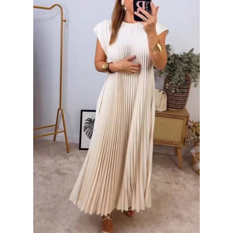 Round neck sleeveless pleated long dress