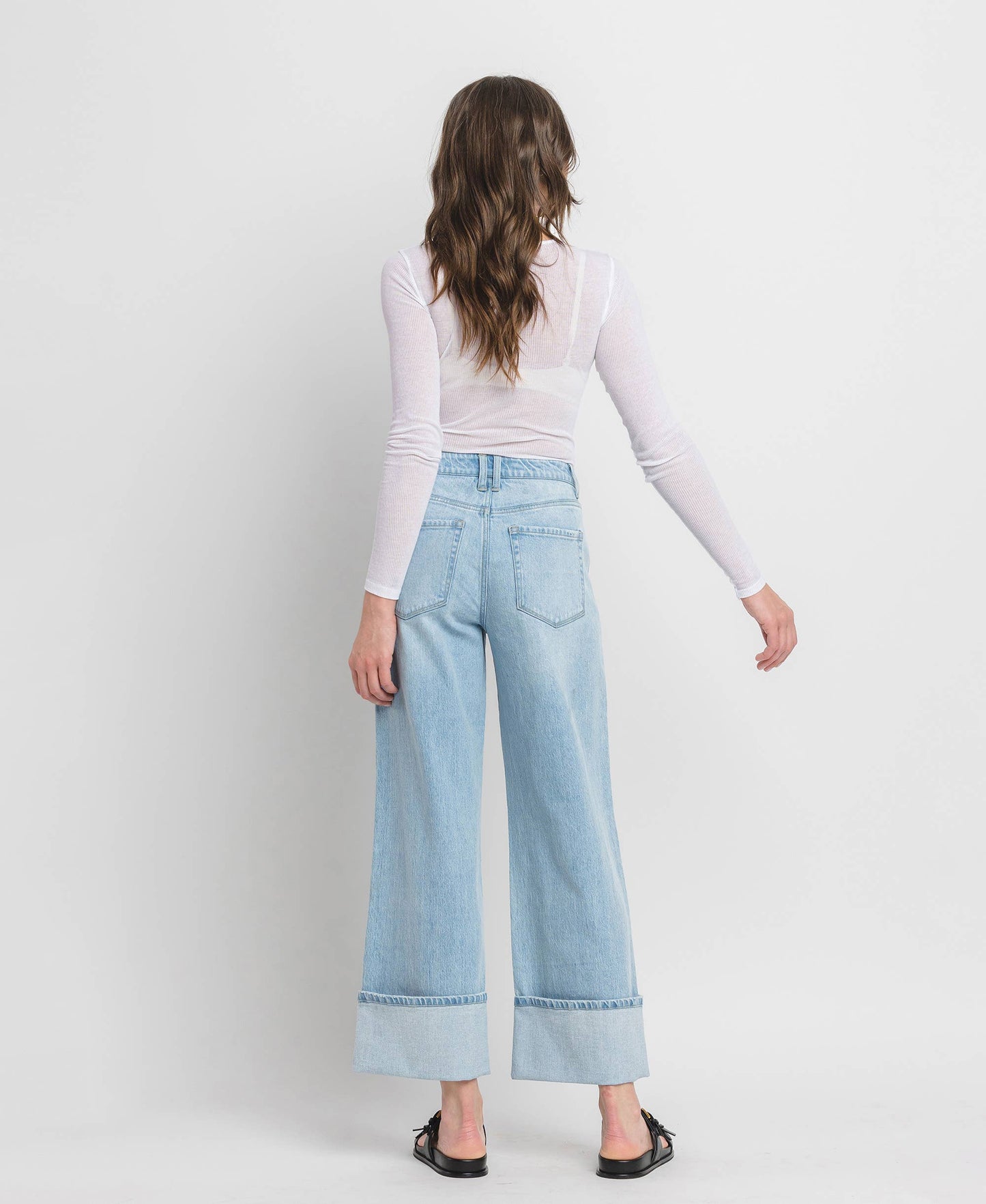 SUPER HIGH RISE CUFFED BAGGY WIDE JEANS