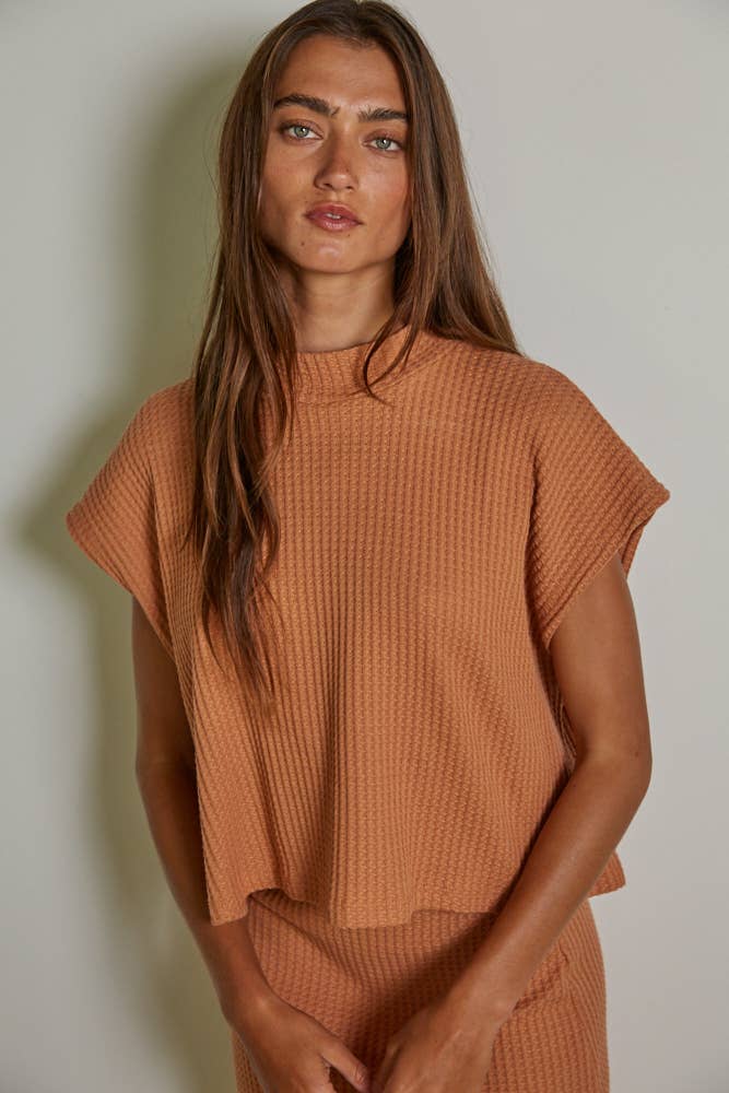 RJ3097 | Knit Thermal Mock Neck Sleeveless Top