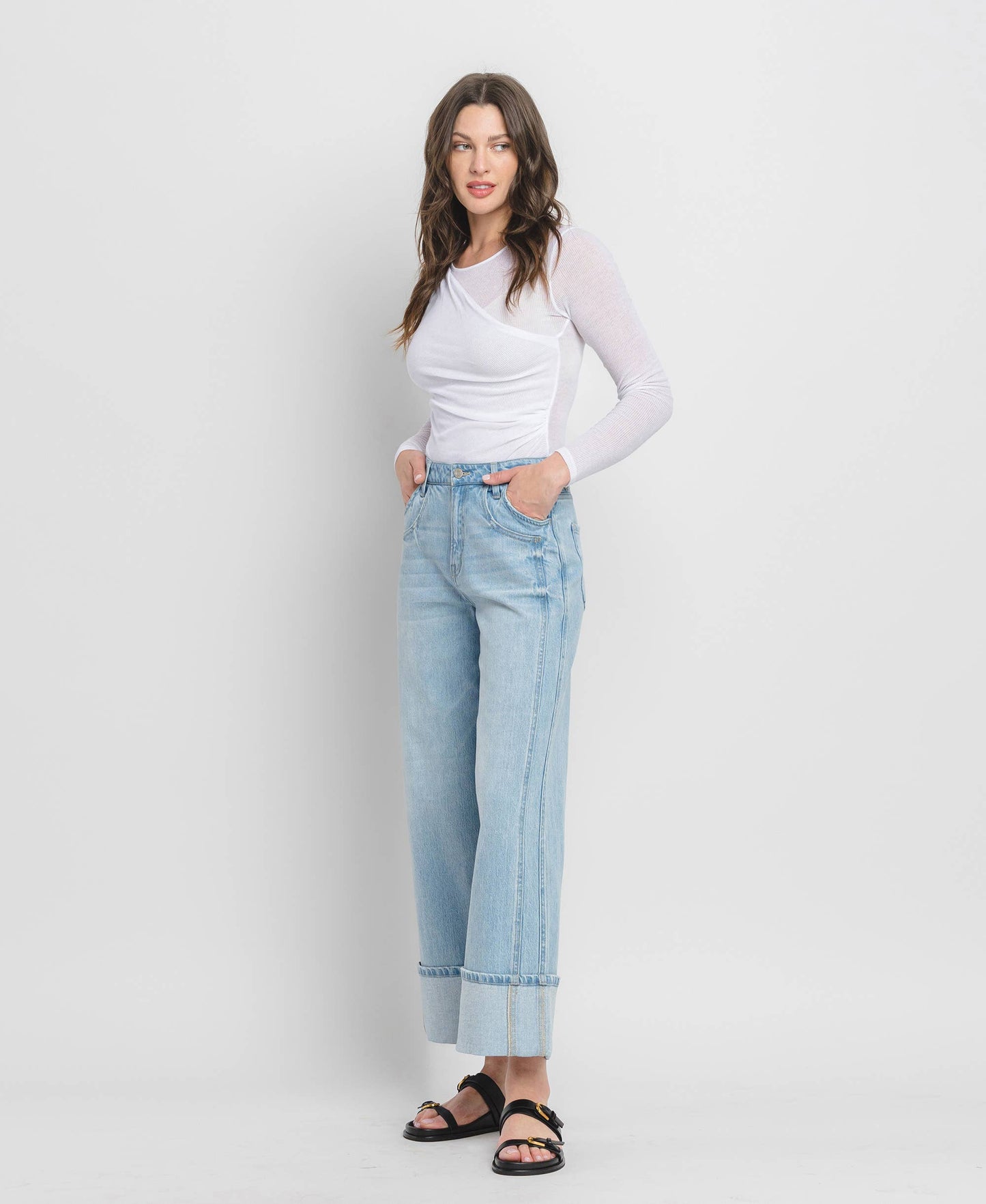 SUPER HIGH RISE CUFFED BAGGY WIDE JEANS