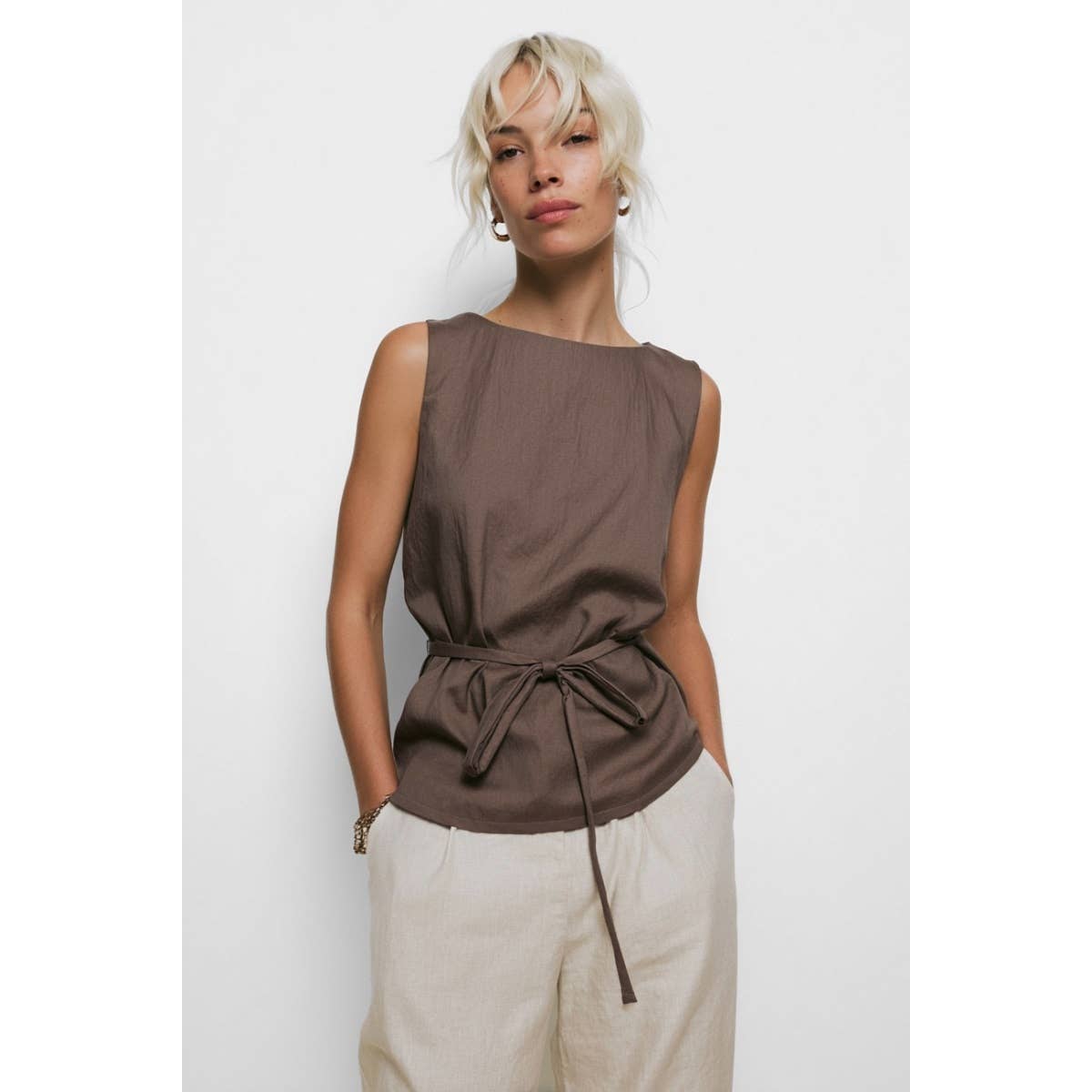 Sleeveless Cinched Tunic Top