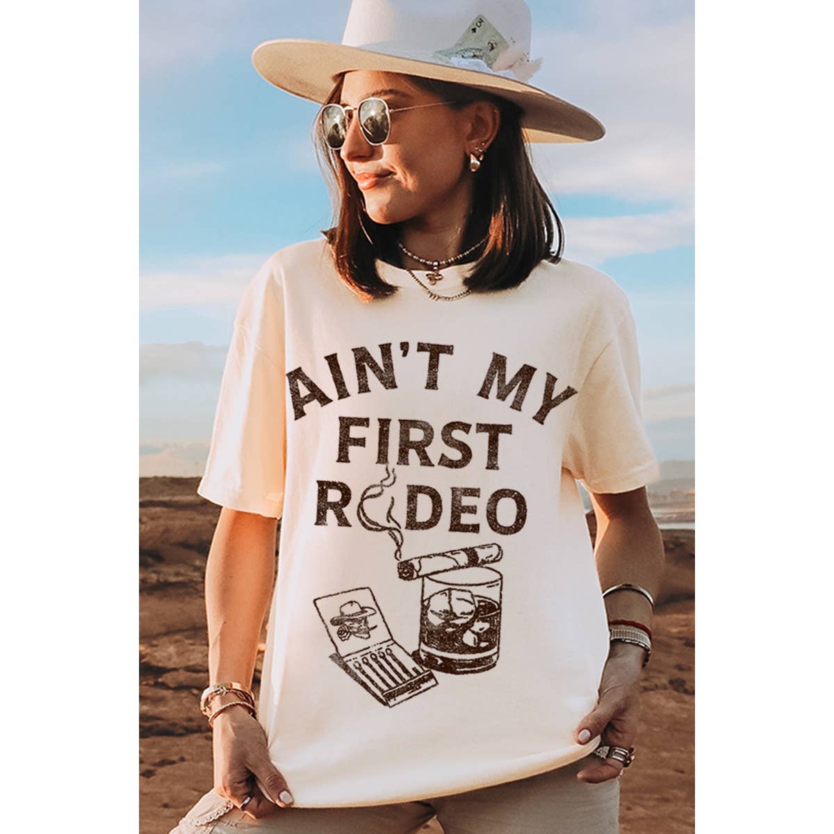 AINT MY FIRST RODEO WESTERN GRAPHIC OVERSIZED TEE