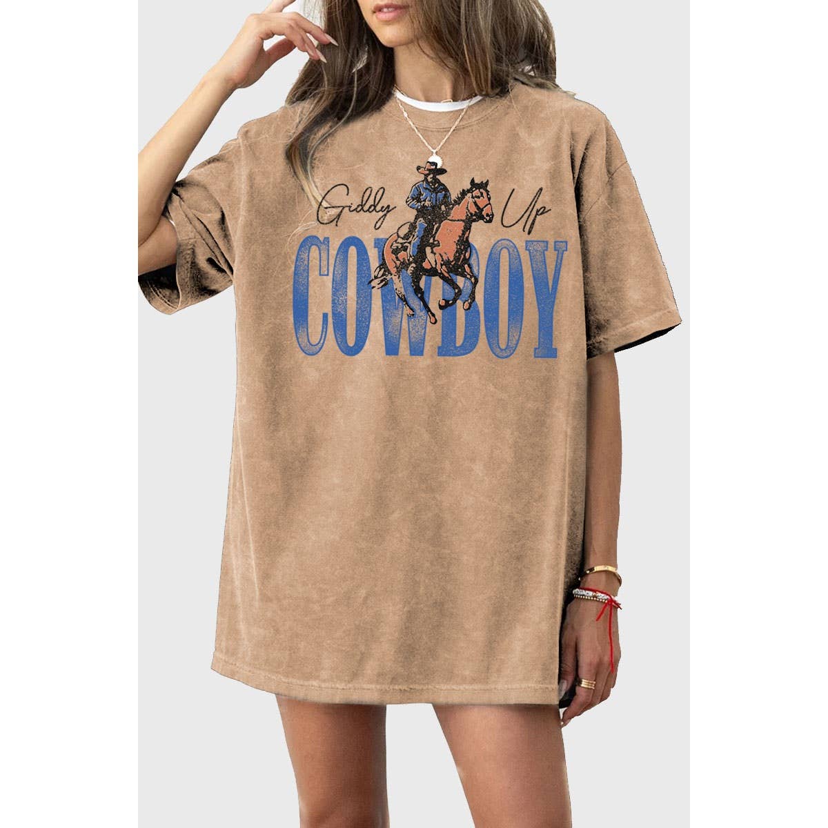 GIDDY UP COWBOY OVERSIZED GRAPHIC TEE