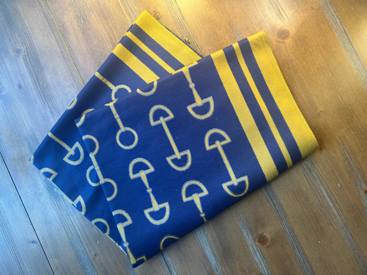 Equestrian Snaffle Bit Horse Design Winter Scarf Wrap