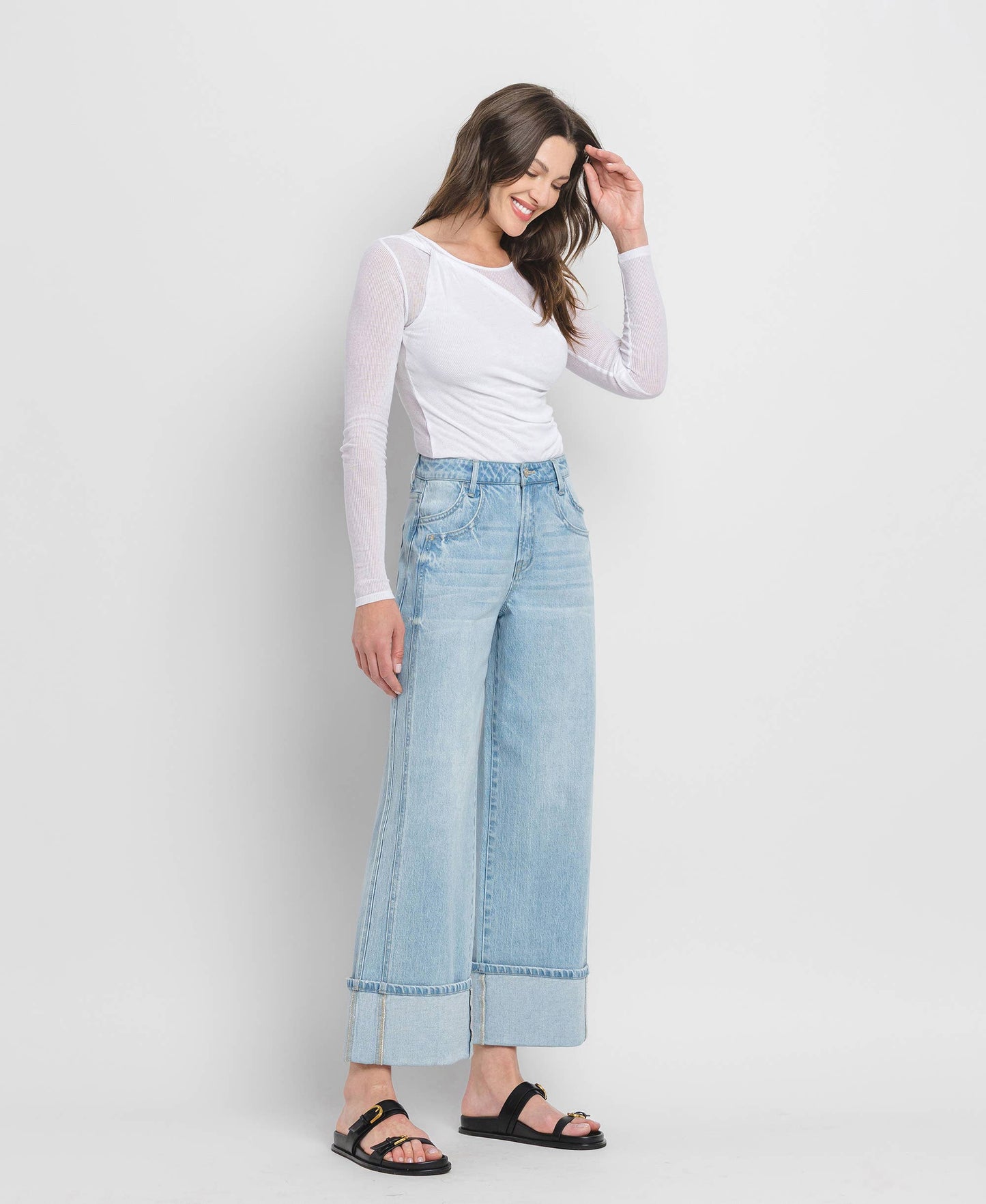 SUPER HIGH RISE CUFFED BAGGY WIDE JEANS