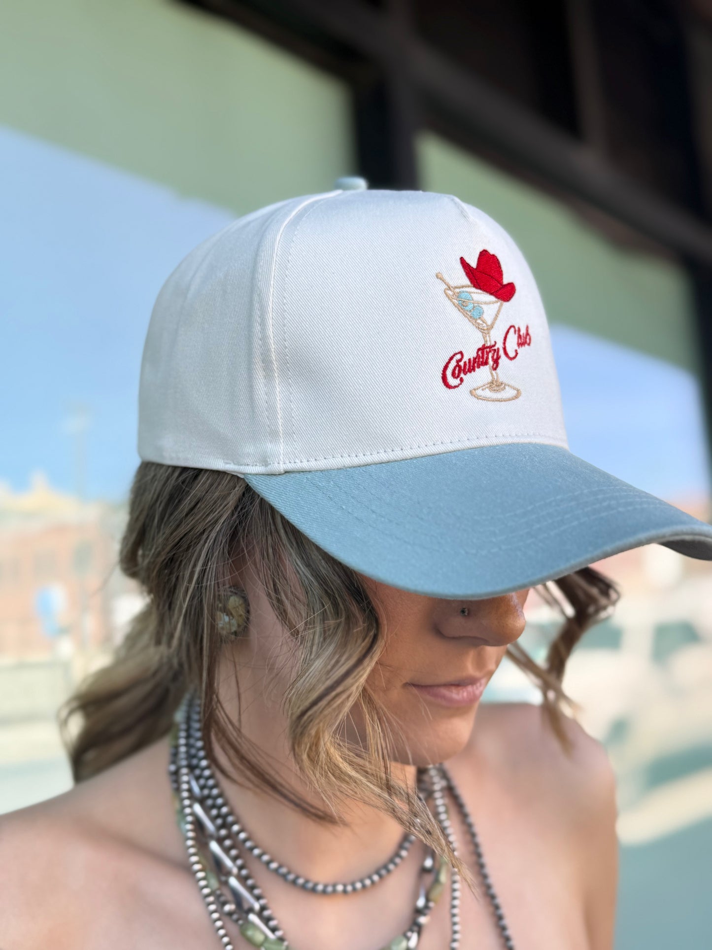 COUNTRY CLUB MARTINI TRUCKER HAT
