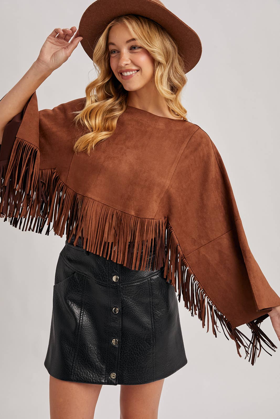 WESTERN BOHEMIAN SUEDE FRINGE CAPE