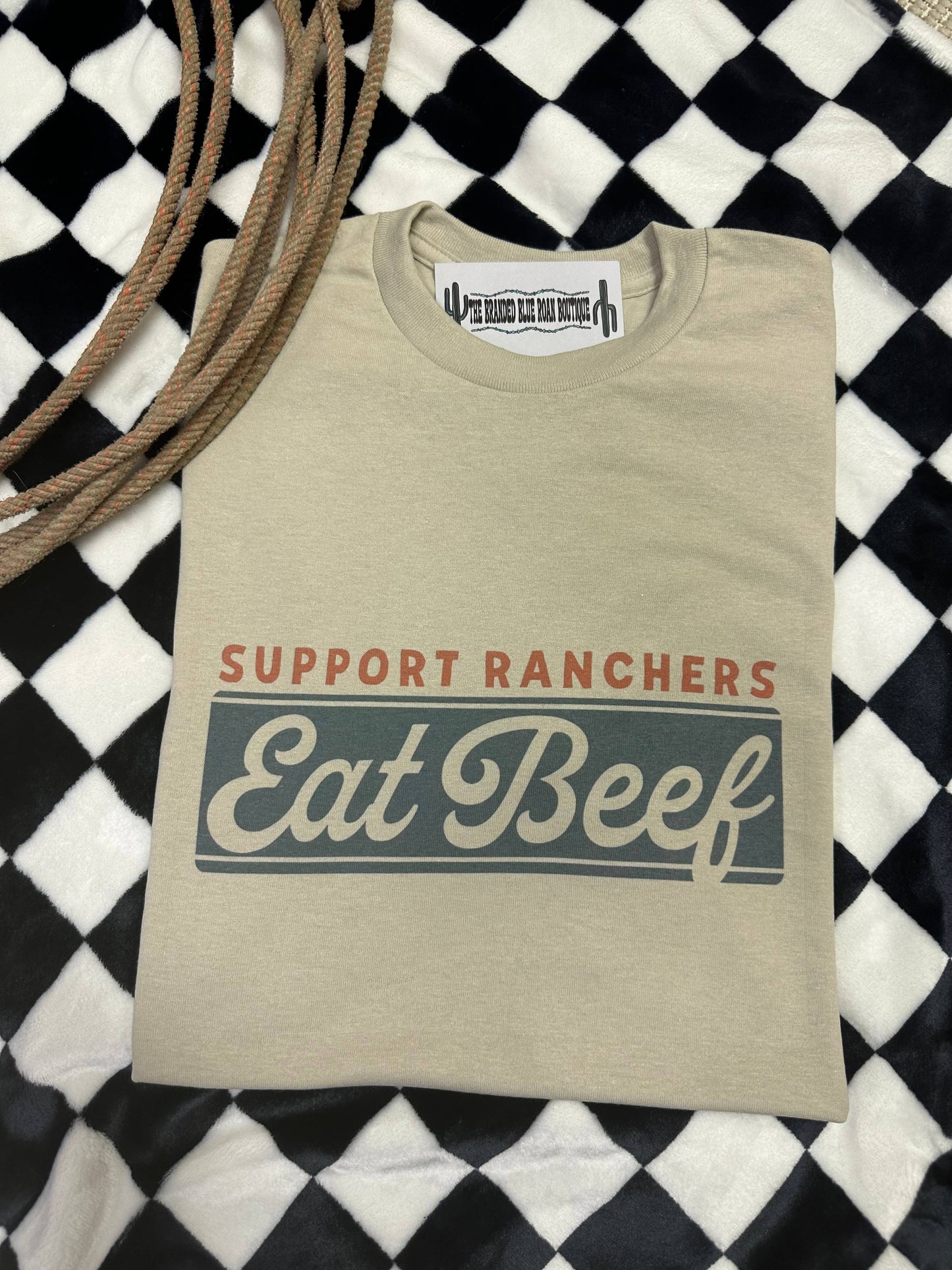 THE EAT BEEF GRAPHIC TEE