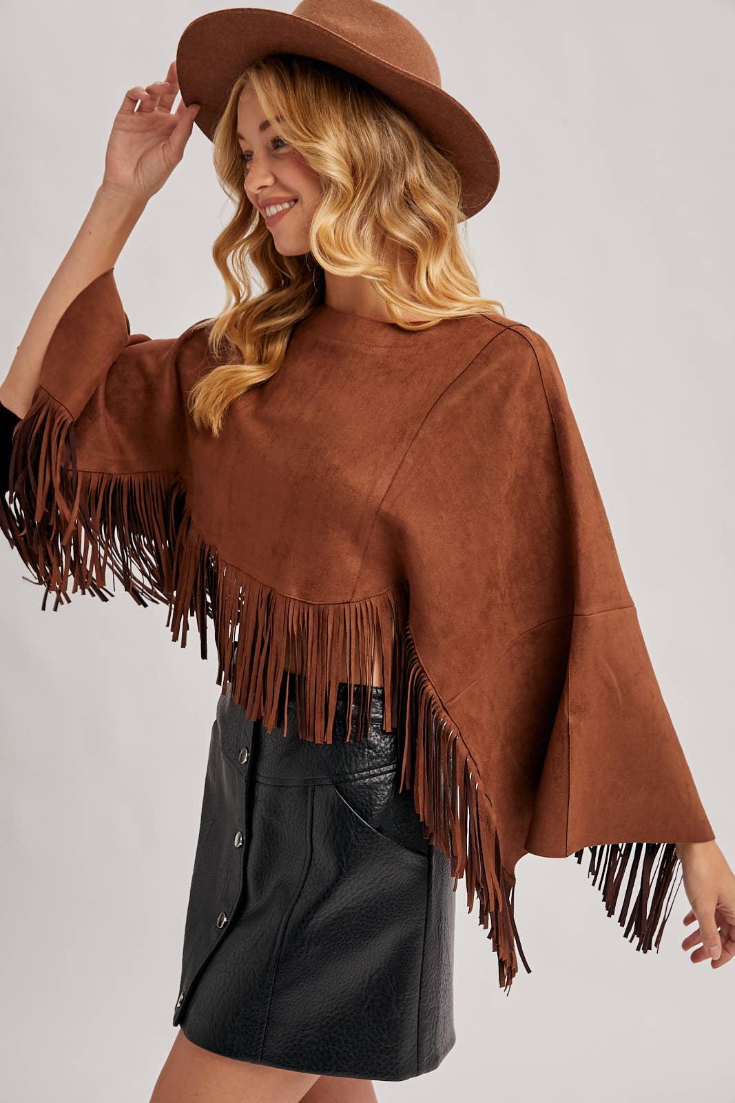 WESTERN BOHEMIAN SUEDE FRINGE CAPE