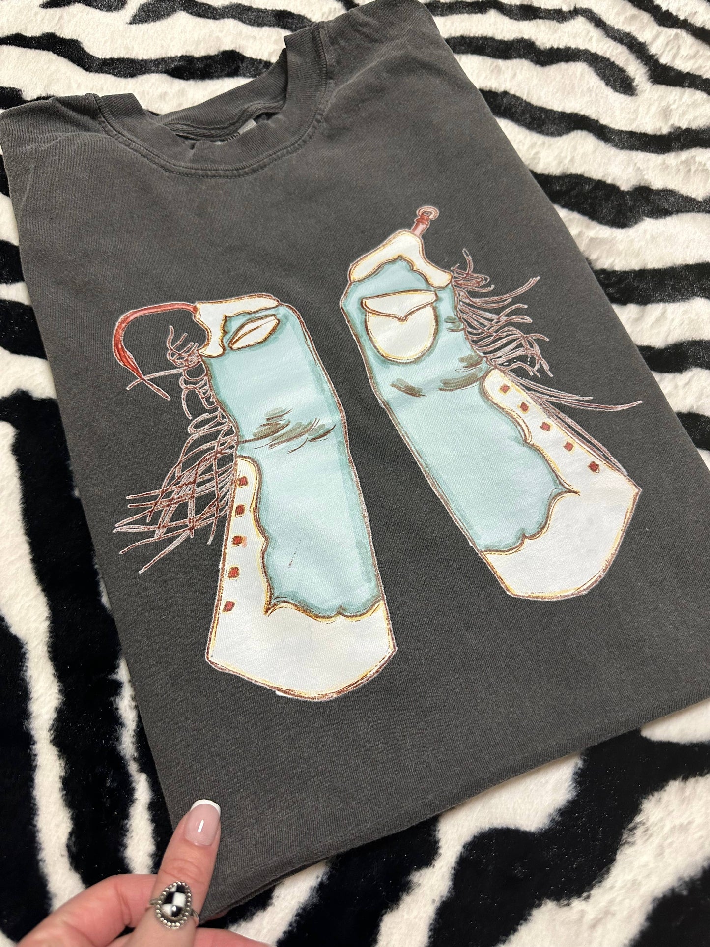 THE COWBOY COOL GRAPHIC TEE